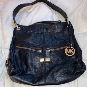 Black leather Micheal kors bag